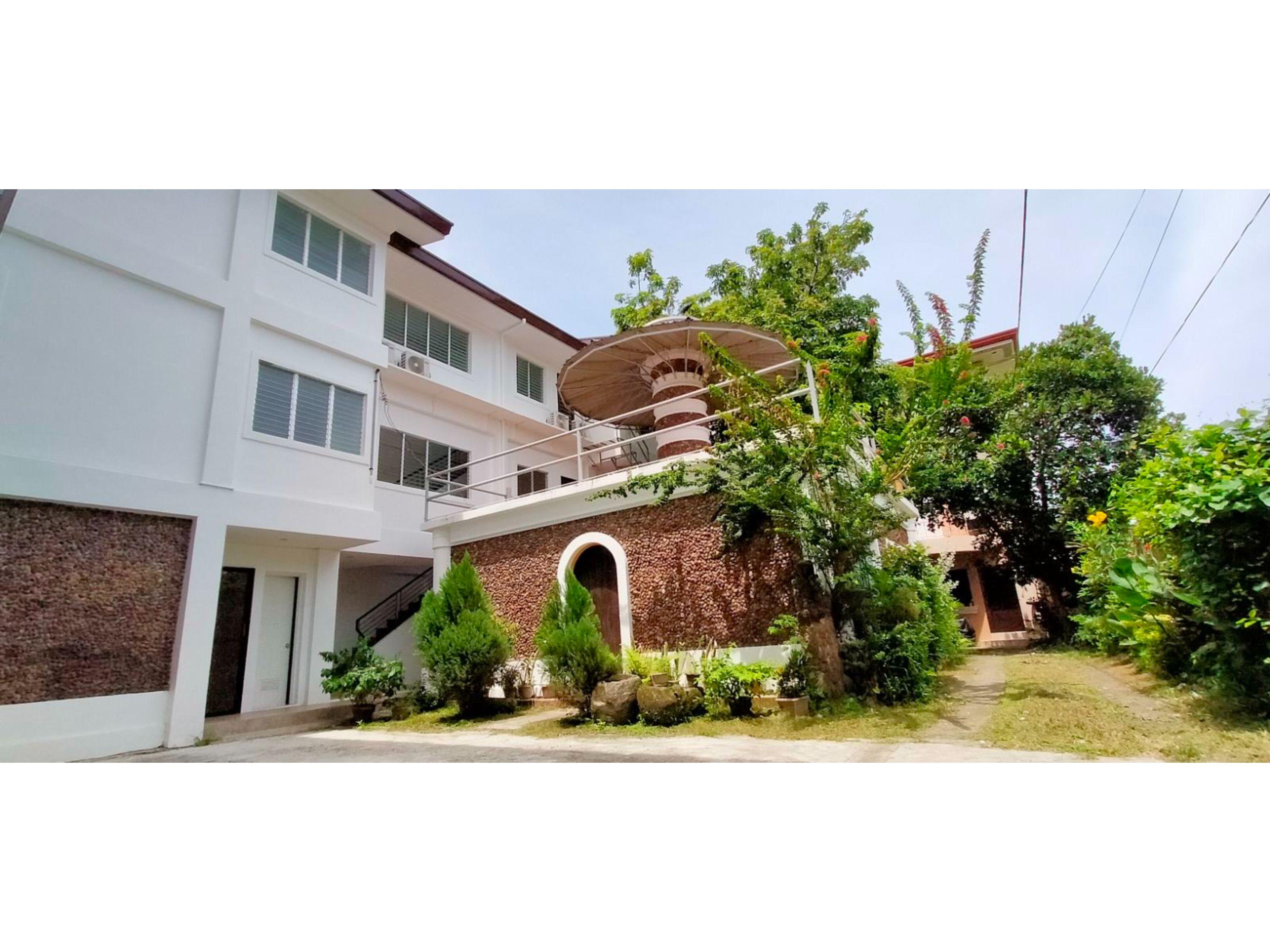 Hotel Oyo 799 Ddd Habitat Iloilo Exterior foto